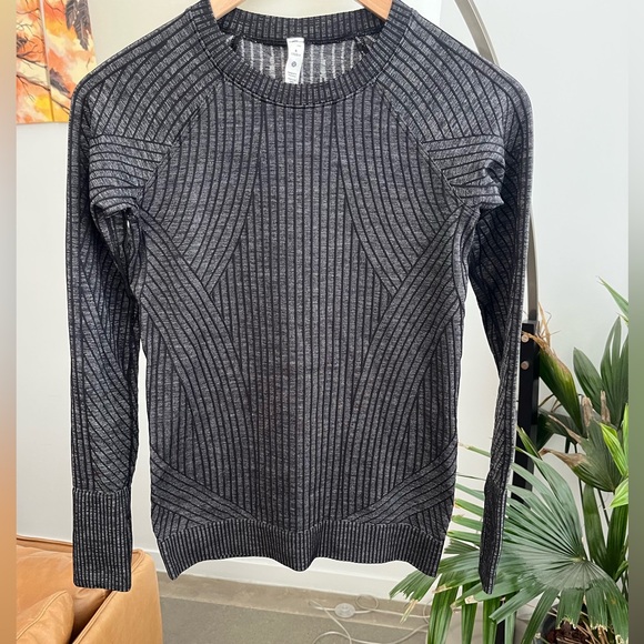 Lululemon Rest Less Pullover - Picture 2 of 4